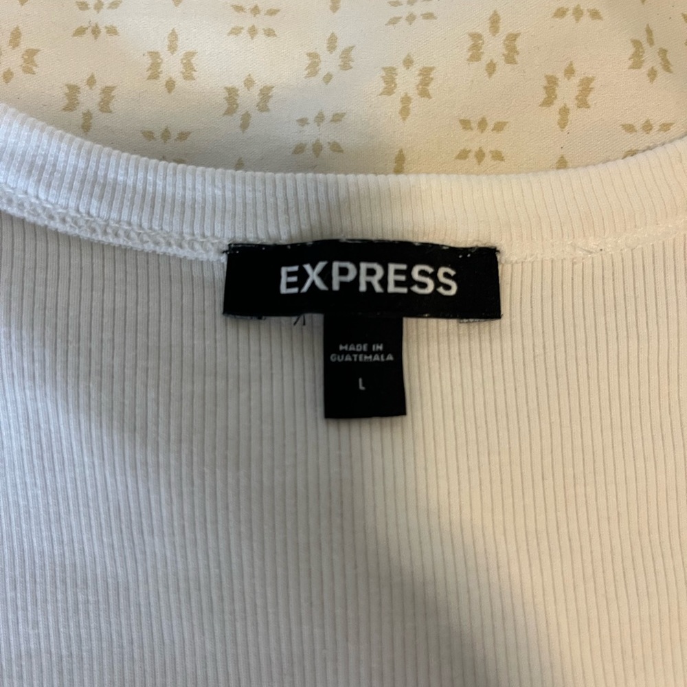 Express Ruffle Sleeve Bodysuit - Picture 4 of 4